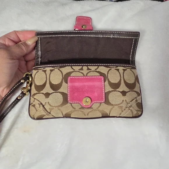 Coach Clutch, purple And Brown. - Picture 6 of 10